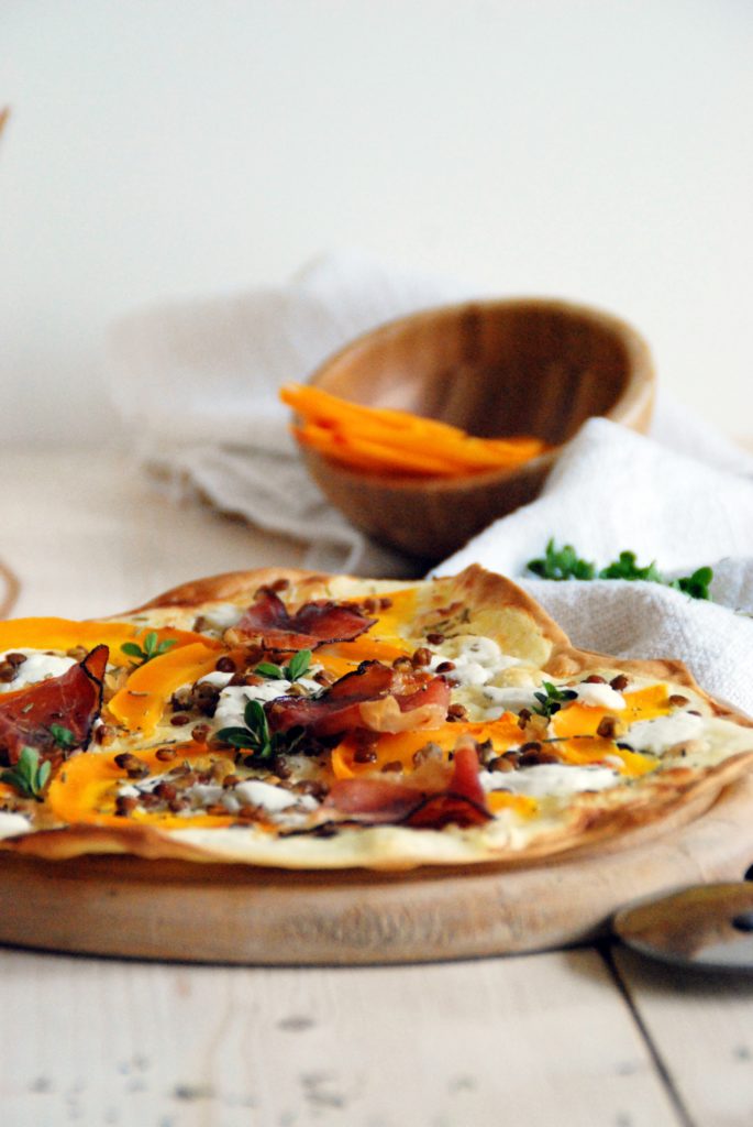 Flammkuchen mit Kürbis, Backen, Schürzenfräulein