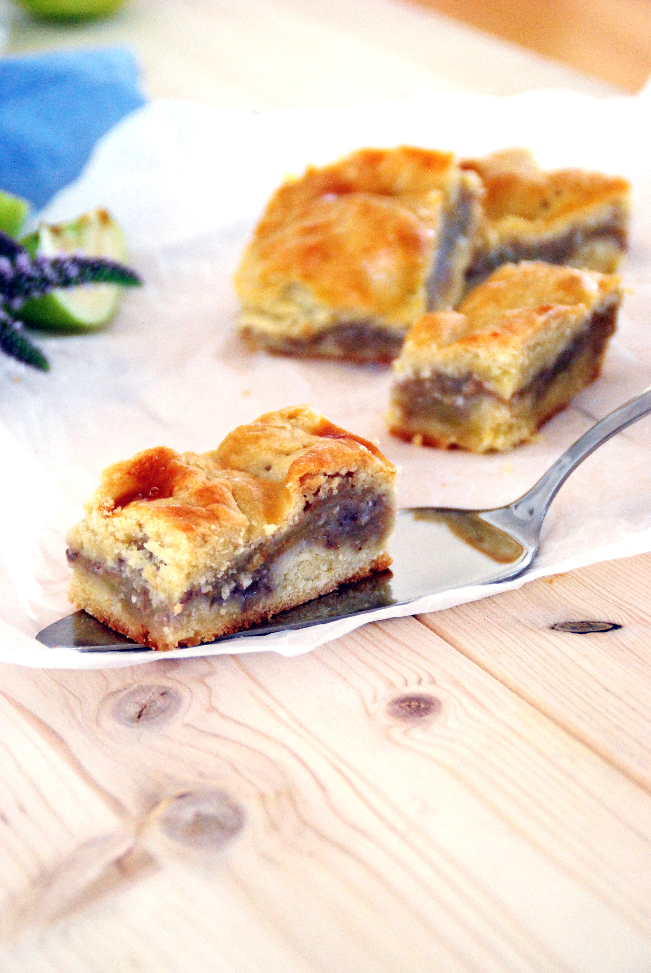 Gedeckter Apfelkuchen