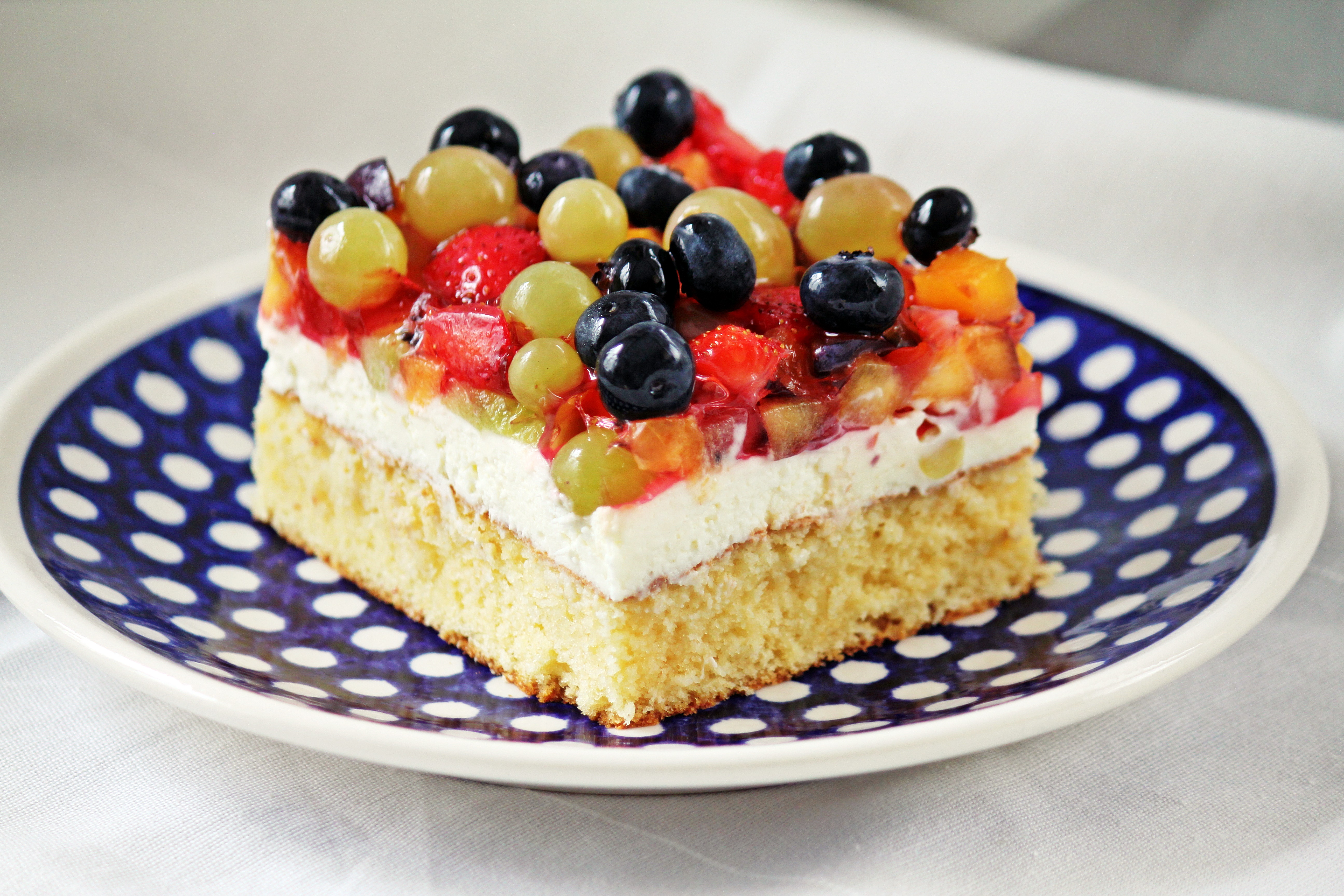 Früchte-Topfen-Kuchen