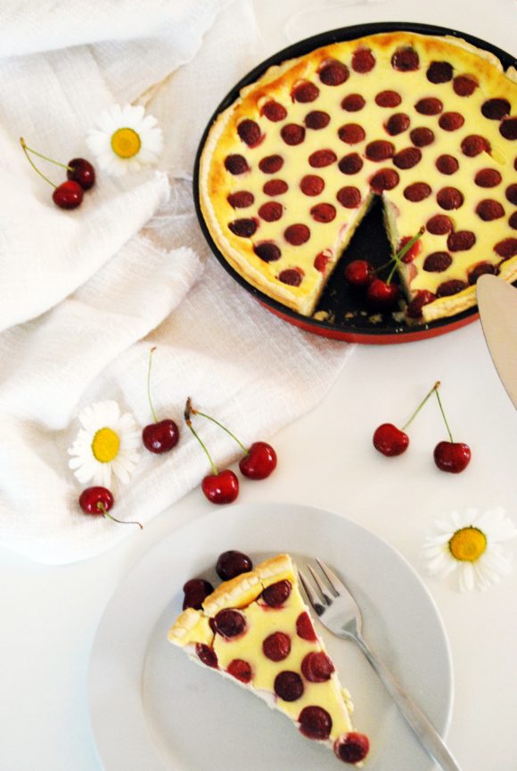Kirsch Tarte mit Blätterteig