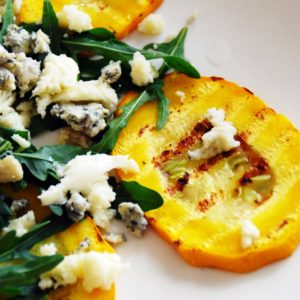 Gegrillte Zucchini mit Rucola