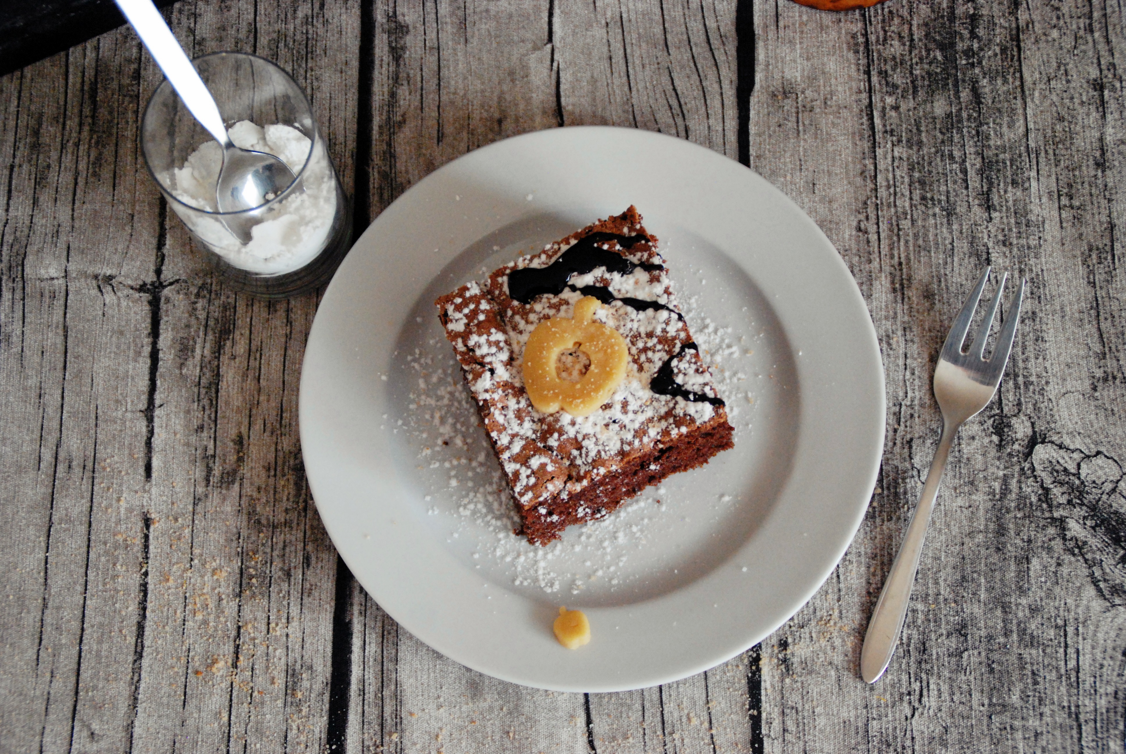 Ed&amp;#39;s glutenfreier Schokoladenkuchen - Schürzenfräulein - Kochschürzen ...