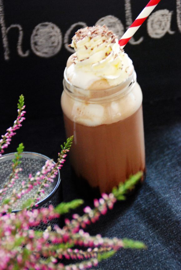 Heiße Schokolade mit Marshmallows